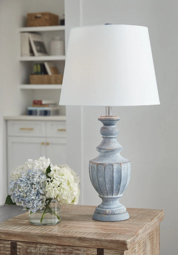 Cylerick Terracotta Table Lamp - Image 2