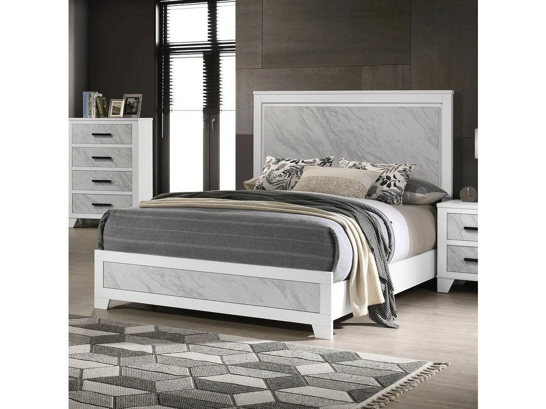 Darlene White 5 Pc. Queen Bedroom Set w/ Chest