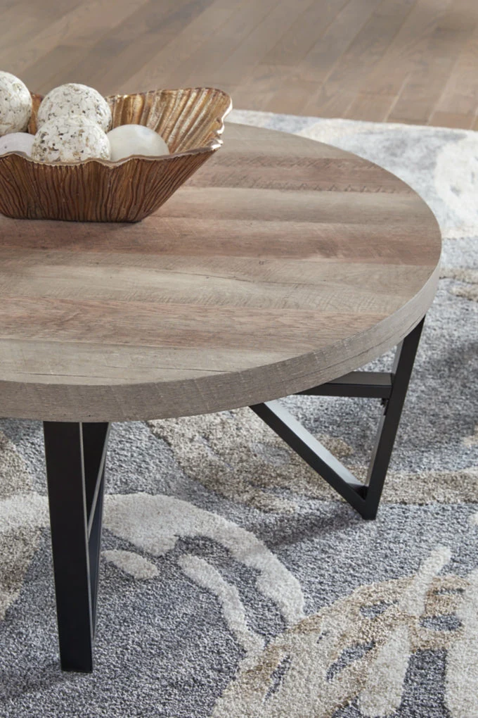 Deanlee Occasional Table Set - Image 4