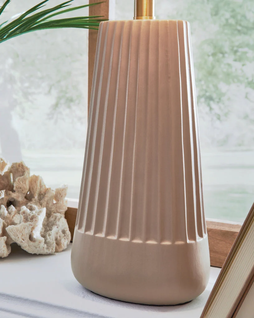 Dellner Ceramic Table Lamp - Image 3