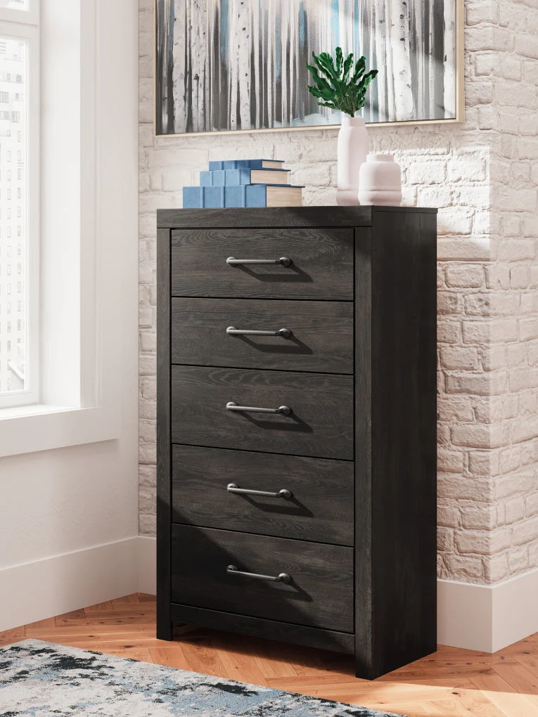 Delmorta Five Drawer Chest - Image 2