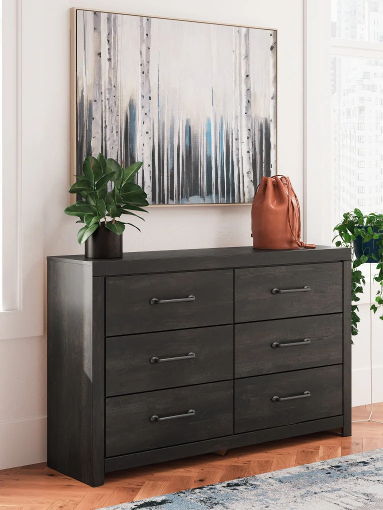 Delmorta Six Drawer Dresser - Image 2