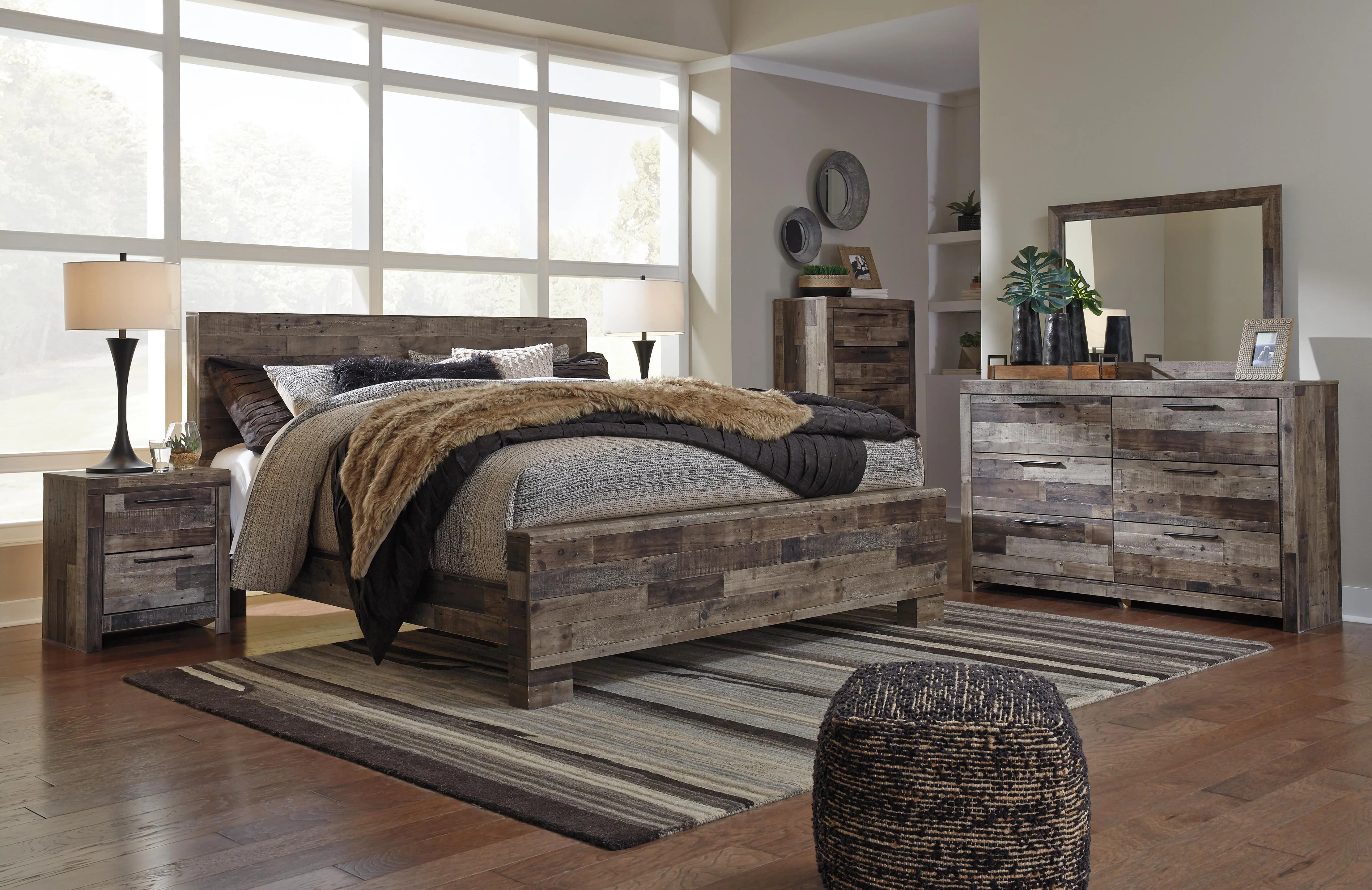 Derekson Panel Bed Bedroom Set - Image 51