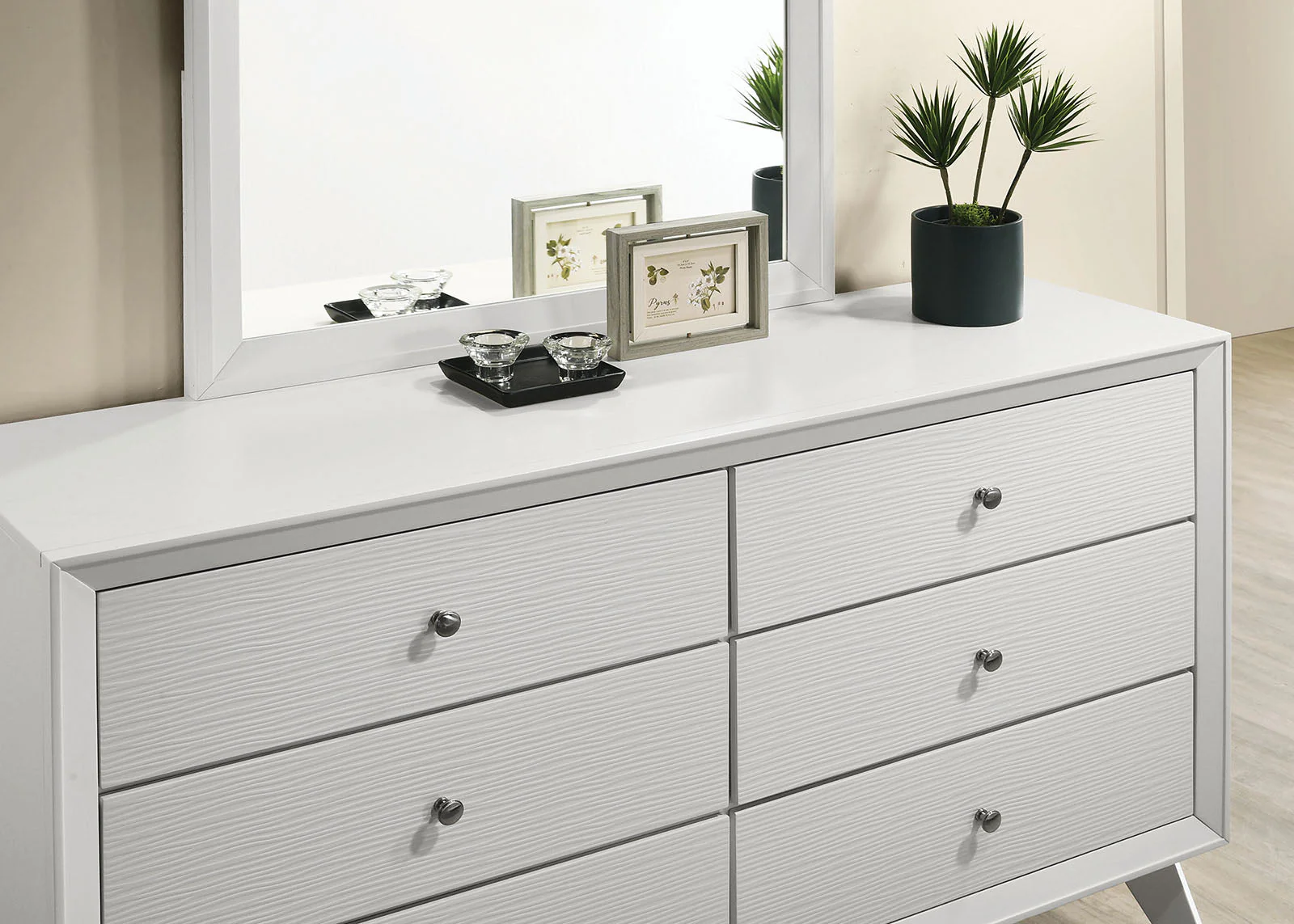 Dortmund White 5 Pc. Queen Bedroom Set w/ 2NS - Image 7