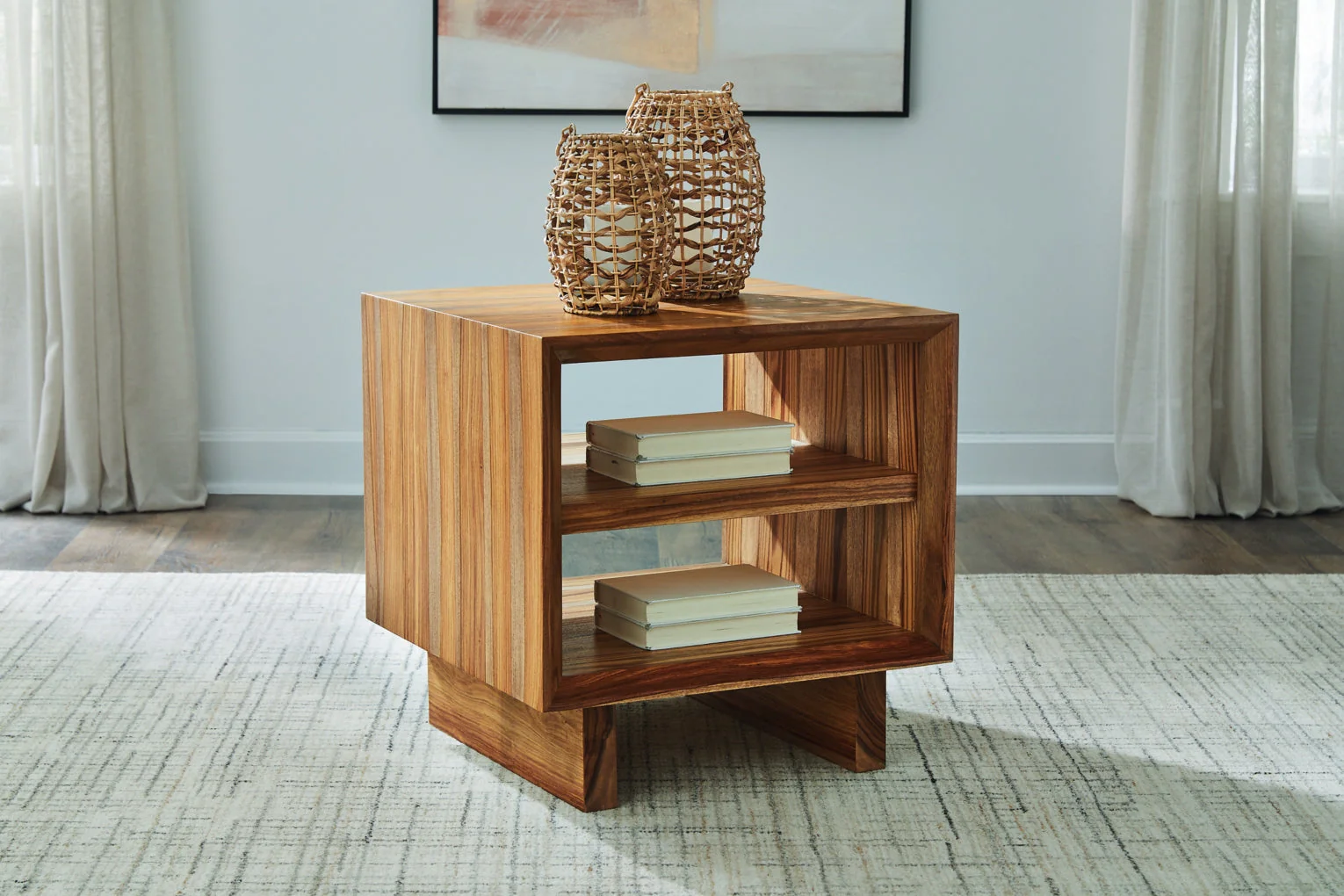 Dressonni Square End Table - Image 2
