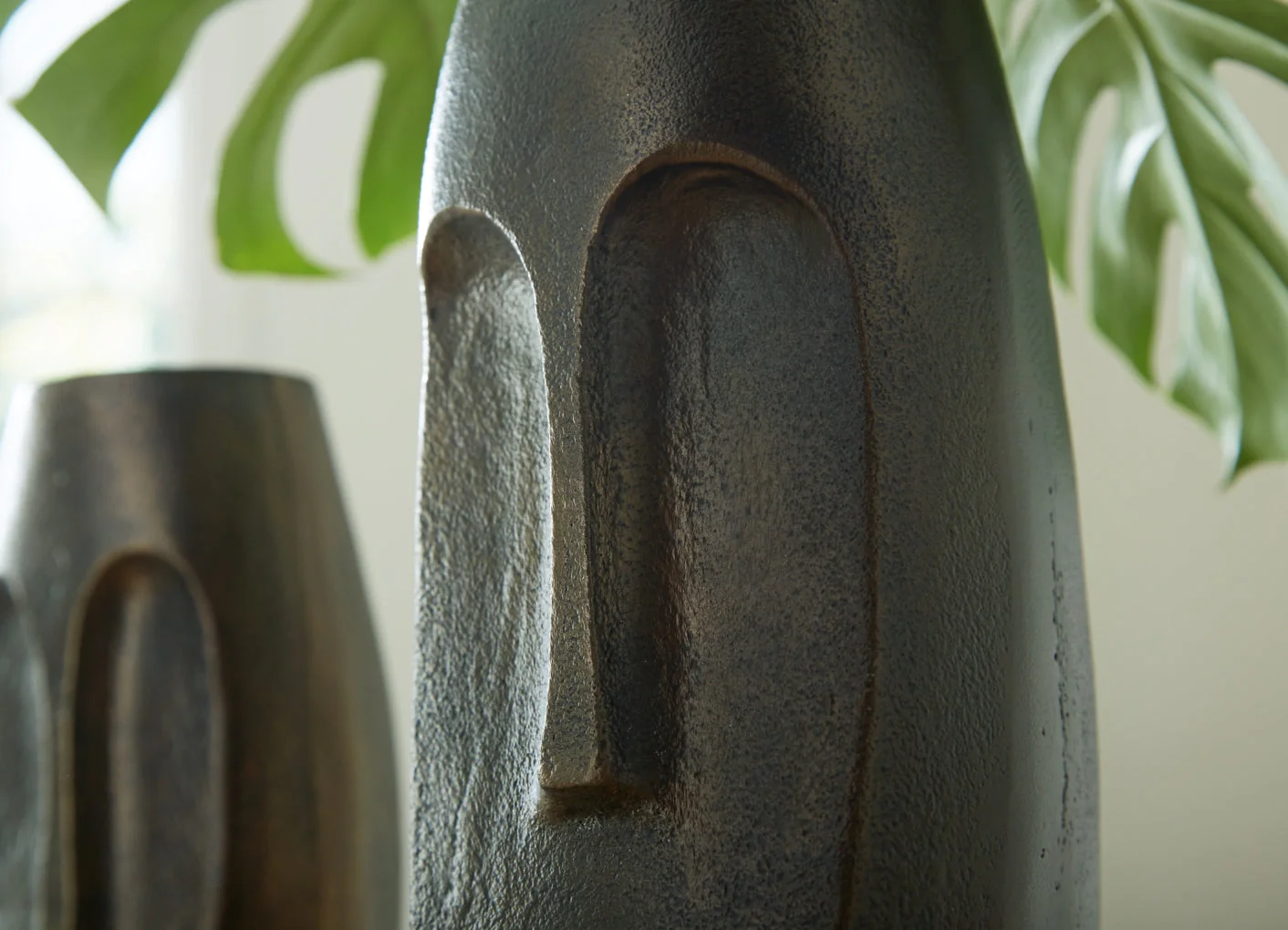 Elanman Vase - Image 7