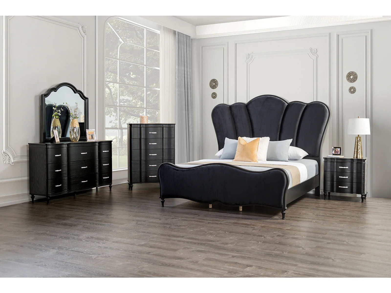 Eleanora Black Queen 5 Piece Bedroom Set w/2 Nightstands