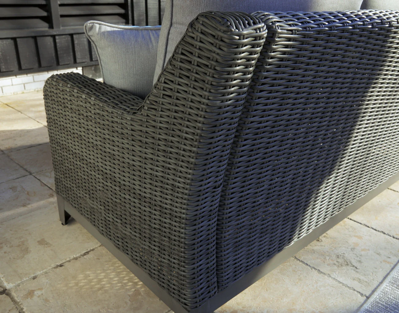 Elite Outdoor Seating - Image 11