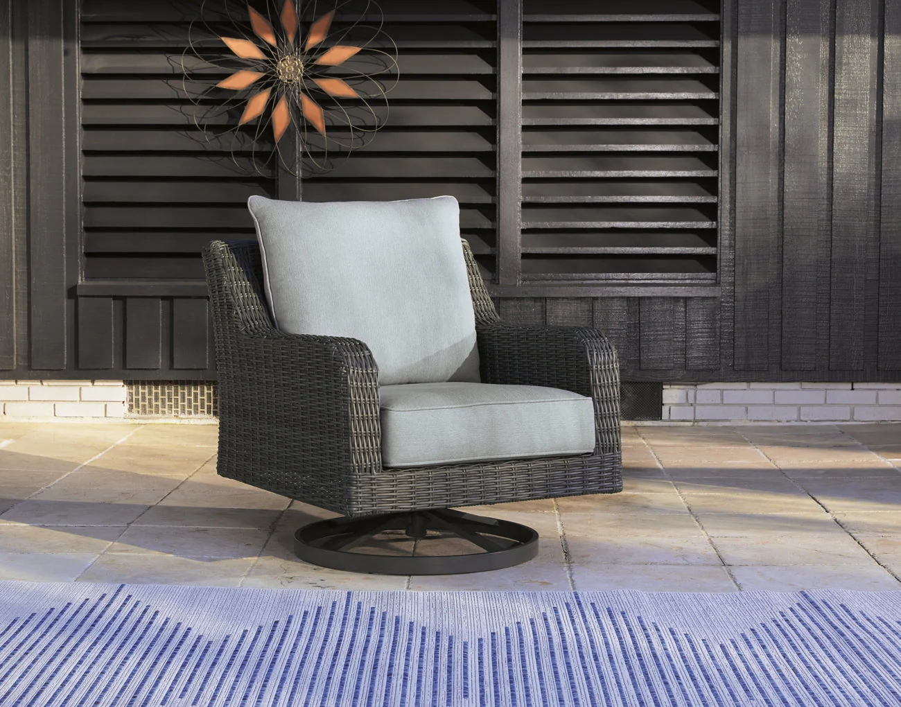 Elite Outdoor Seating - Image 4