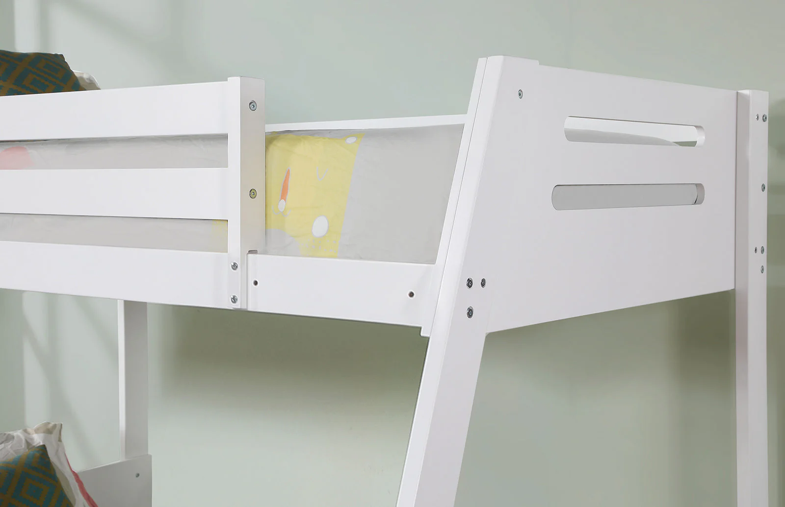 Emilee White Twin/Full Bunk Bed - Image 3