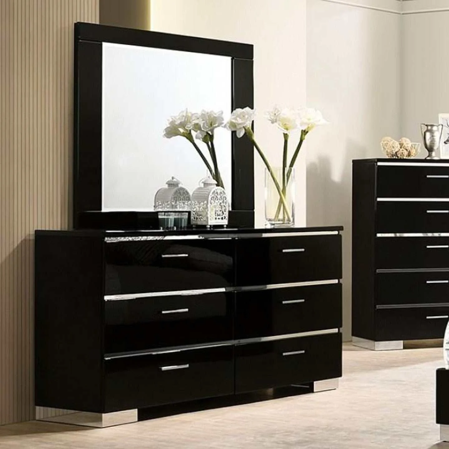 Erlach Black & Chrome 4pc Queen Bedroom Set - Image 7