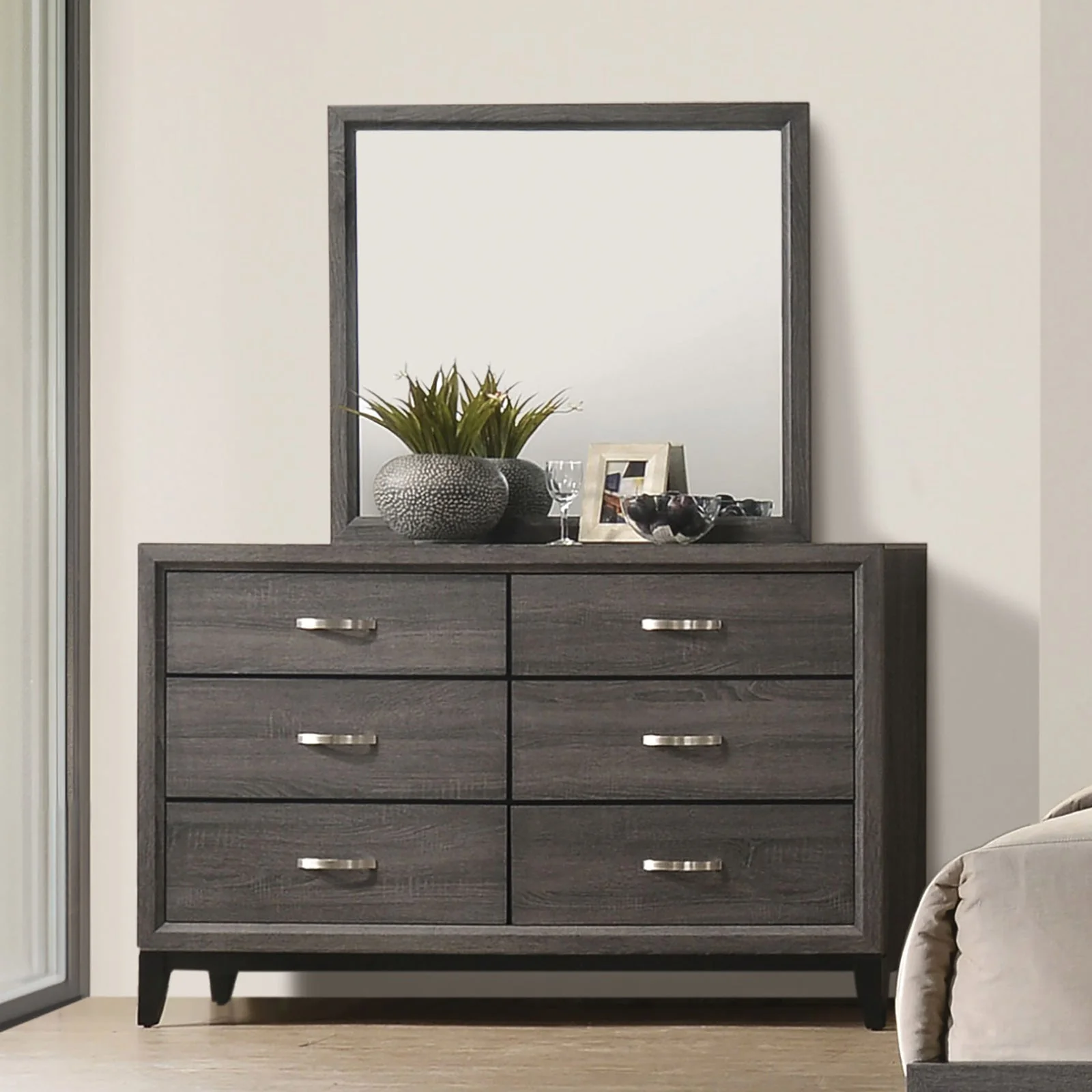Errico Gray 5 Pc. Queen Bedroom Set w/ 2NS - Image 3