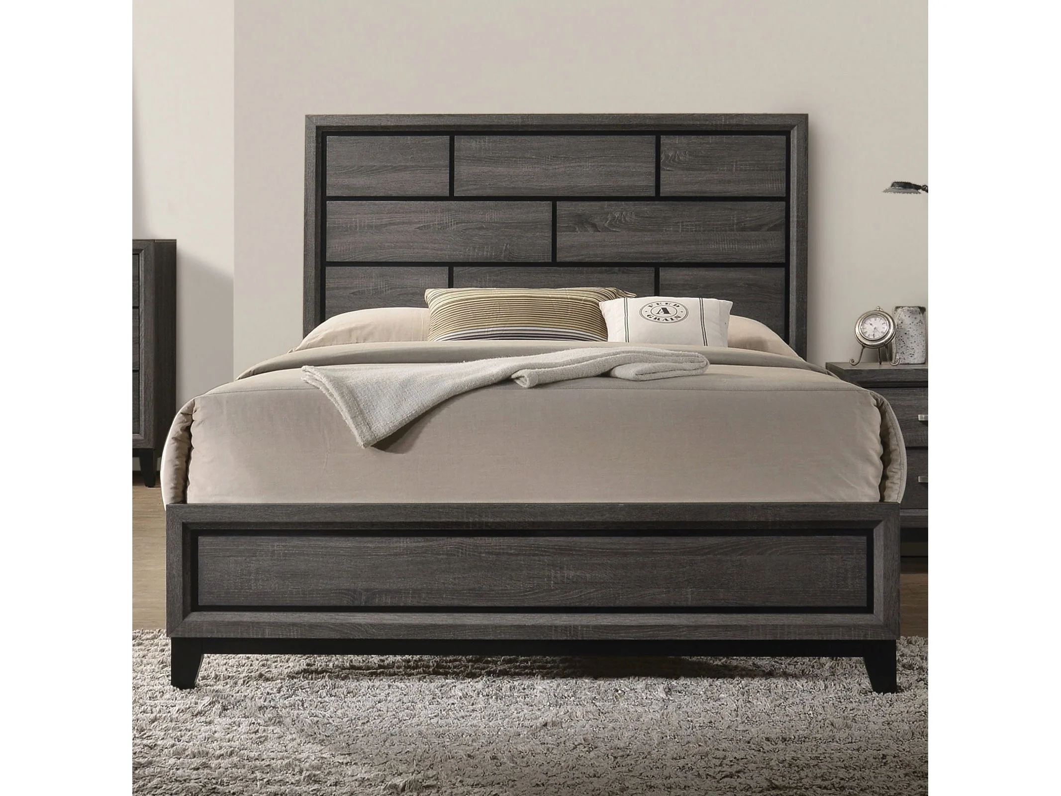 Errico Gray Queen Bed