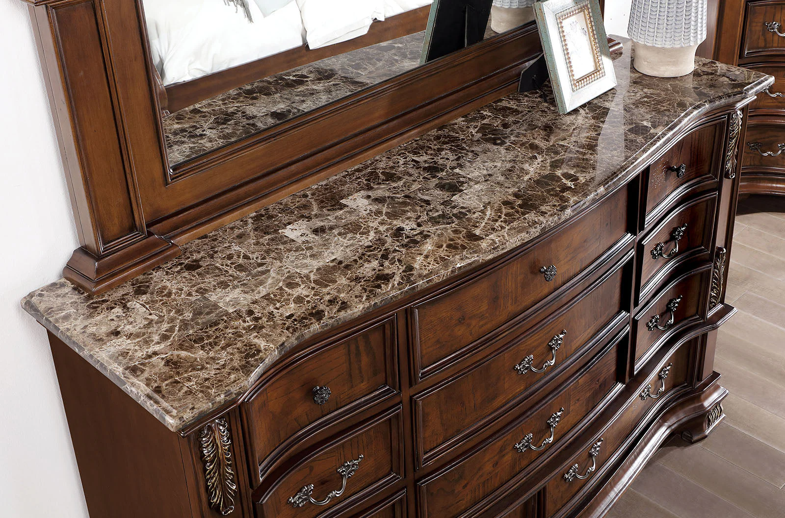 Esparanza Brown Cherry 4 Pc. Queen Bedroom Set - Image 6