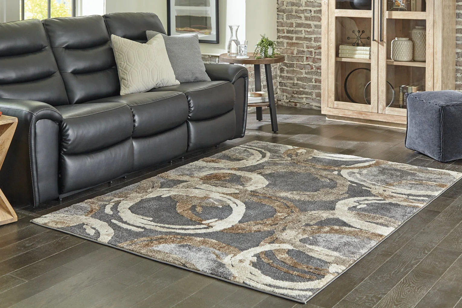 Faelyn Rug - Image 2