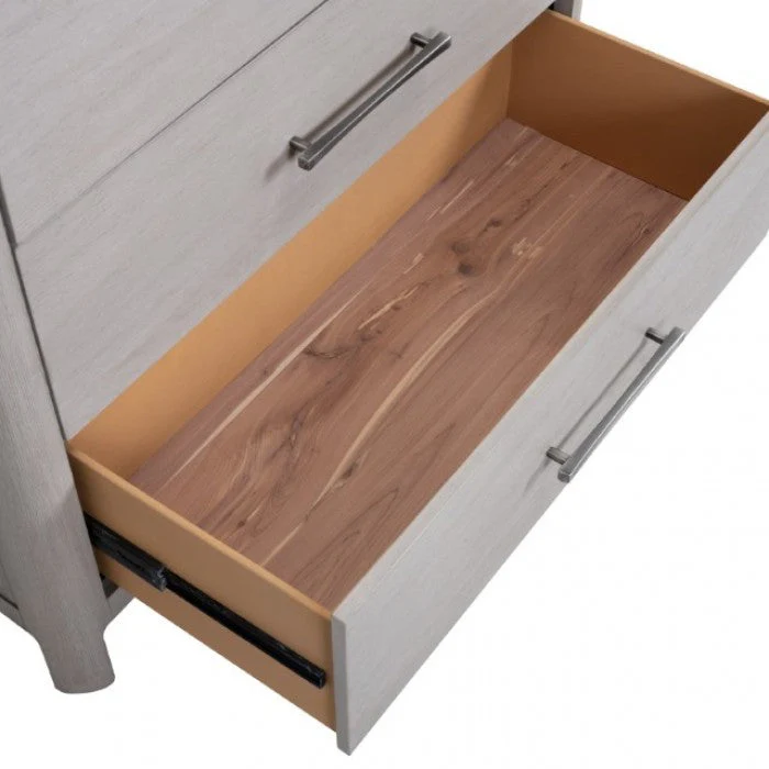 Fareham Oak Queen 5 Piece Bedroom Set w/Chest - Image 7
