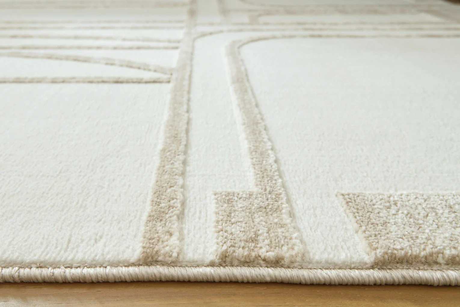 Farongrove Rug - Image 5