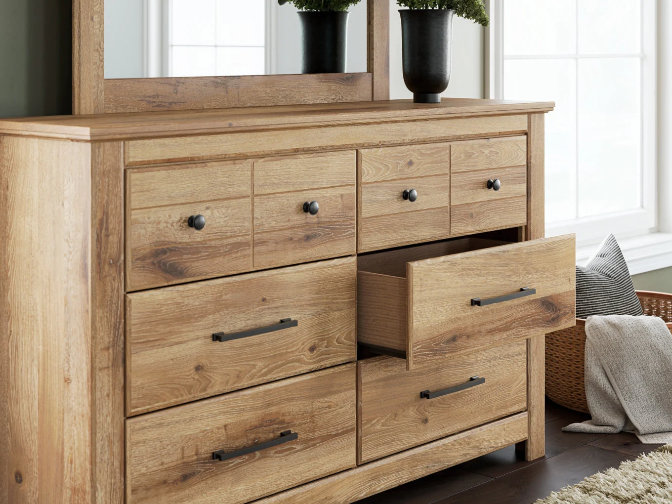 Fenderport Dresser and Mirror - Image 16