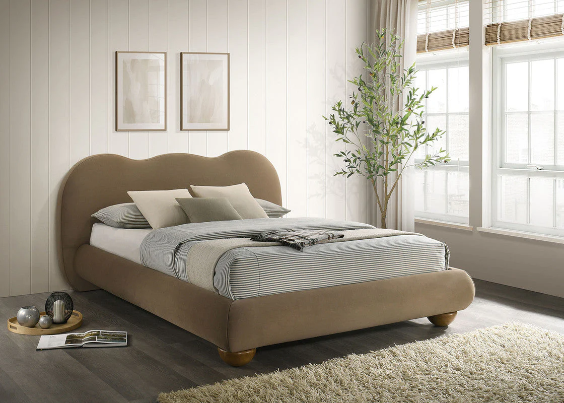 Finamore Brown Queen Bed - Image 2
