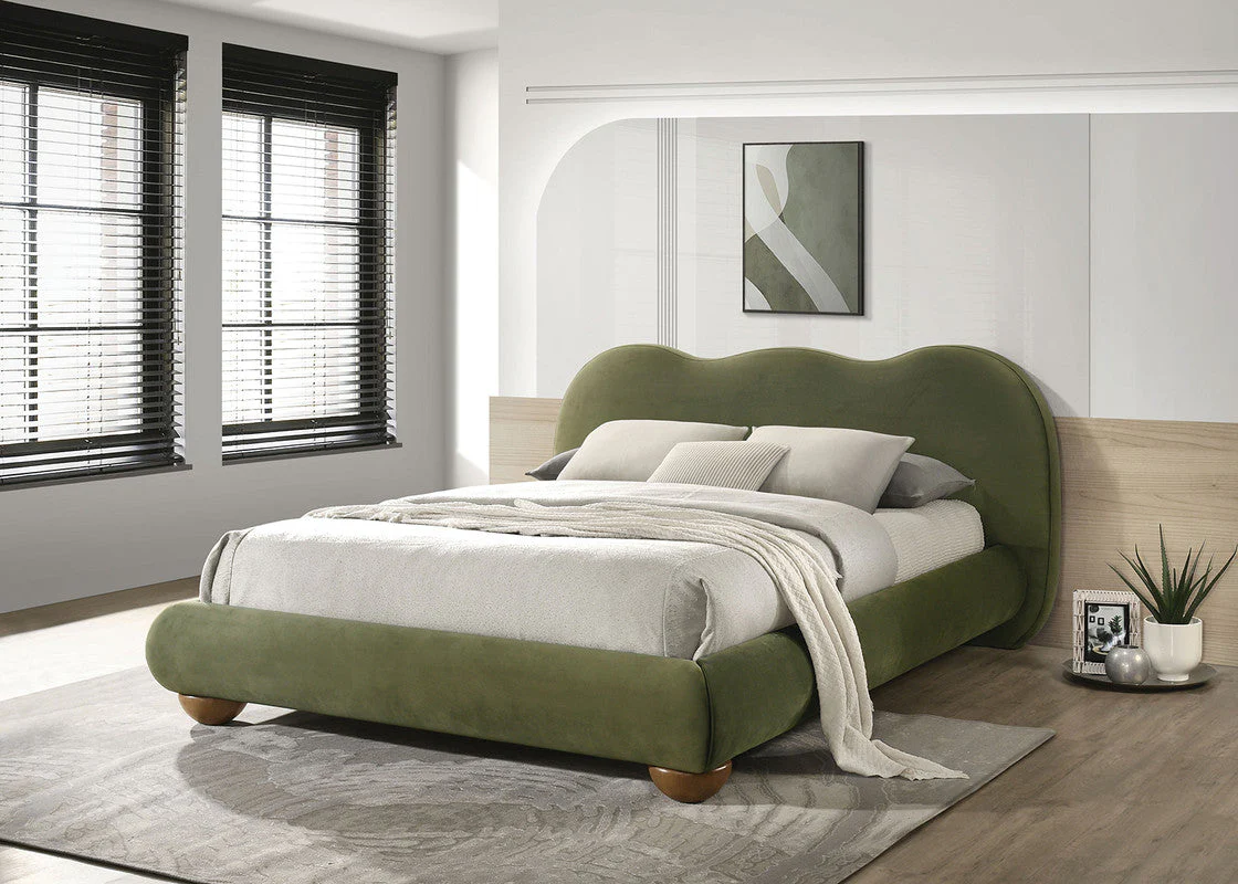 Finamore Olive Green E.King Bed - Image 2