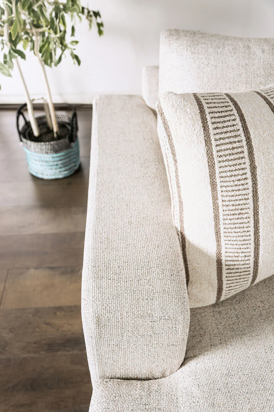 Flintshire Beige Loveseat - Image 2
