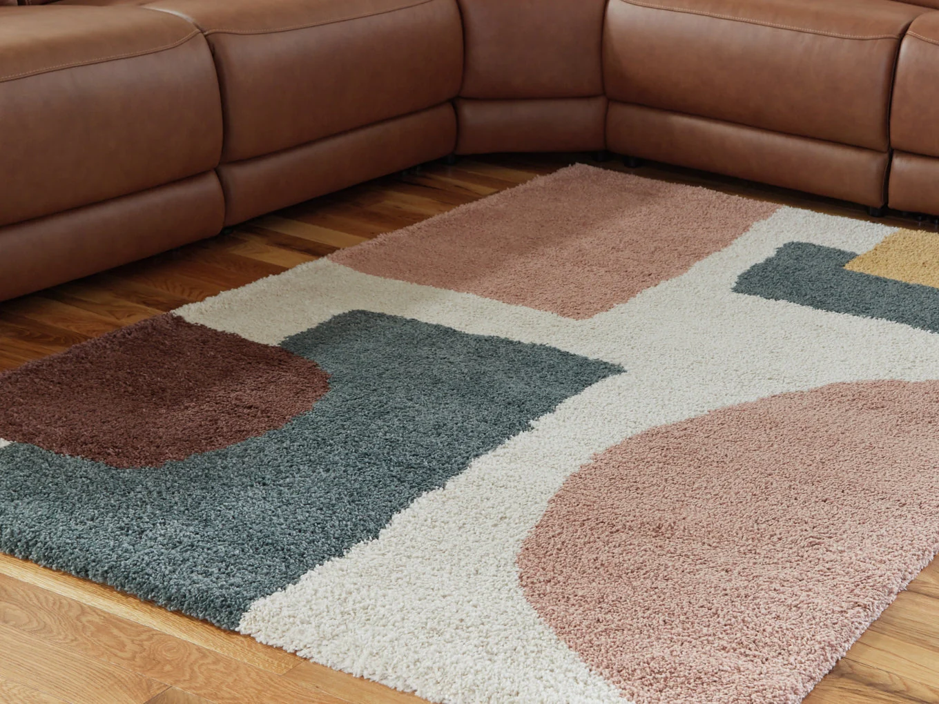 Flynnwick Rug - Image 2