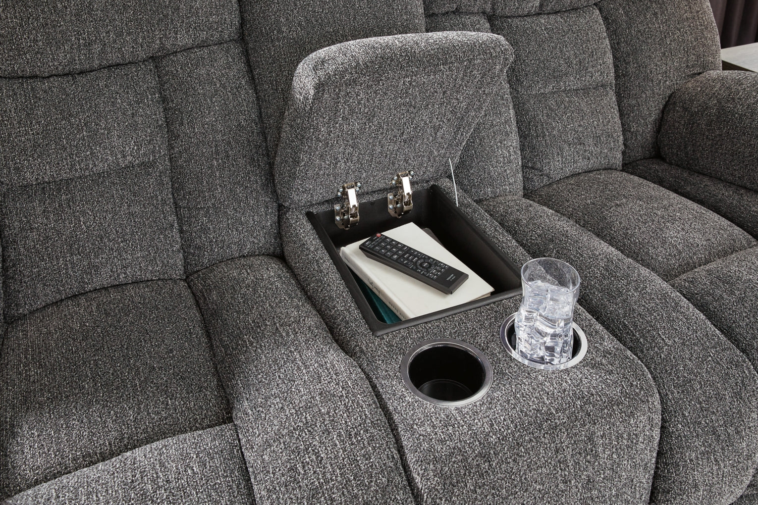 Foreside DBL Reclining Loveseat w/Console - Image 7