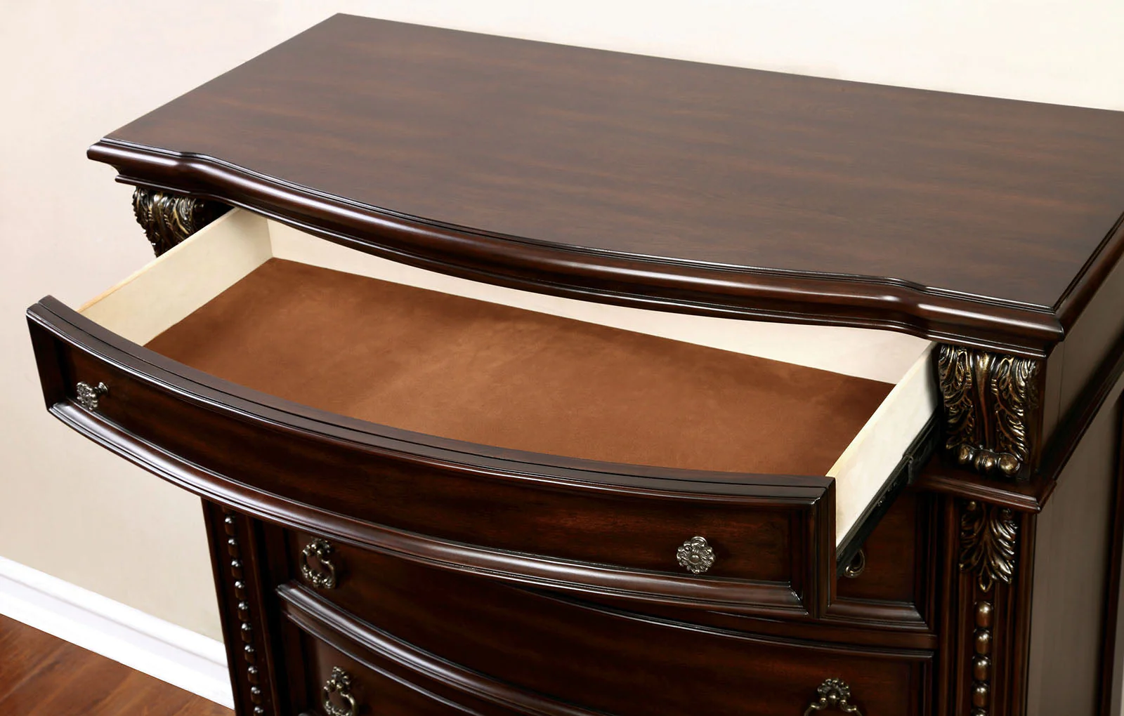 Fromberg Brown Cherry 5 Piece Bedroom Set w/Chest - Image 5