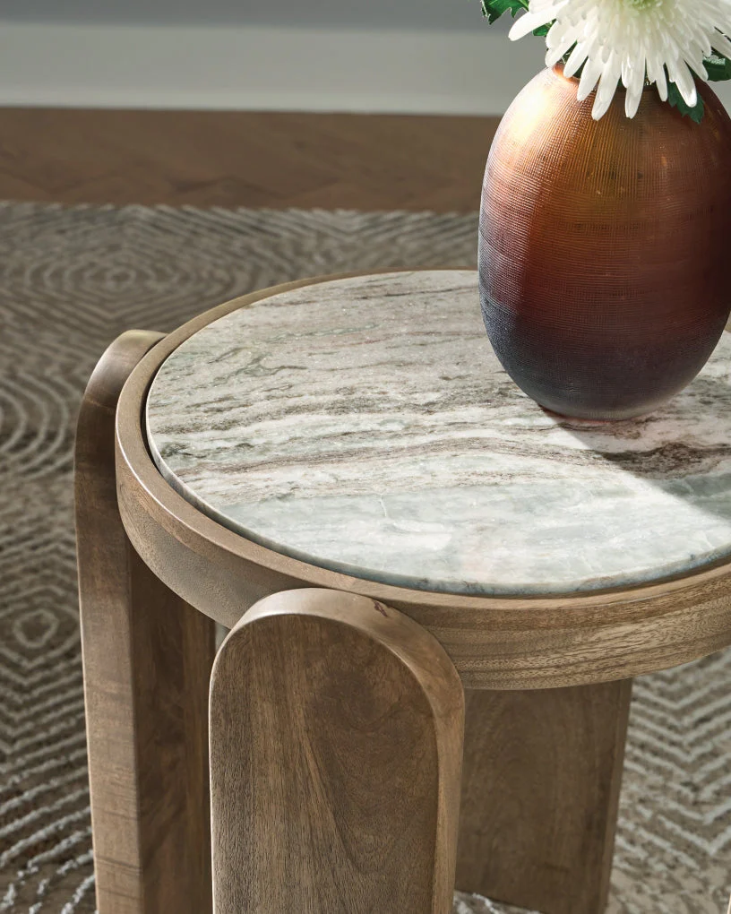 Gavrilley Accent Table - Image 4