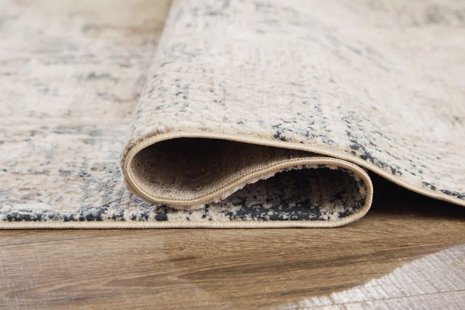 Gentor Rug - Image 8