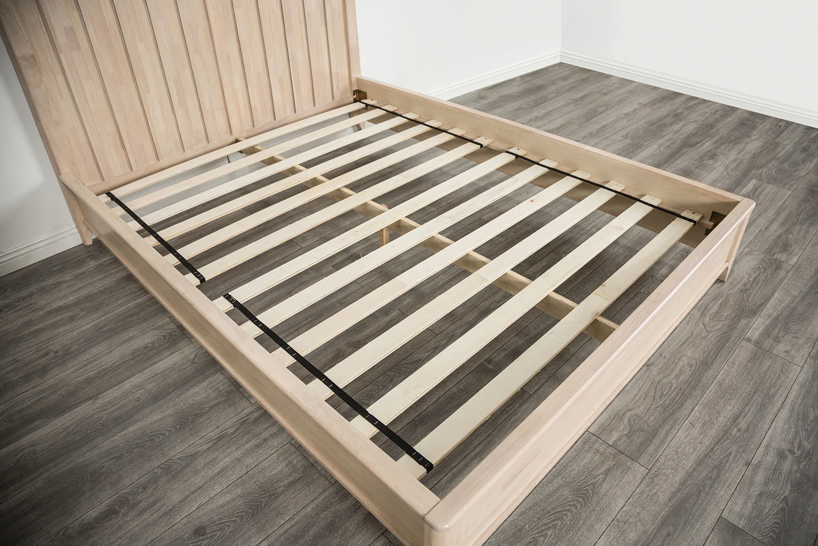 Gervais Whitewash Bed - Image 2