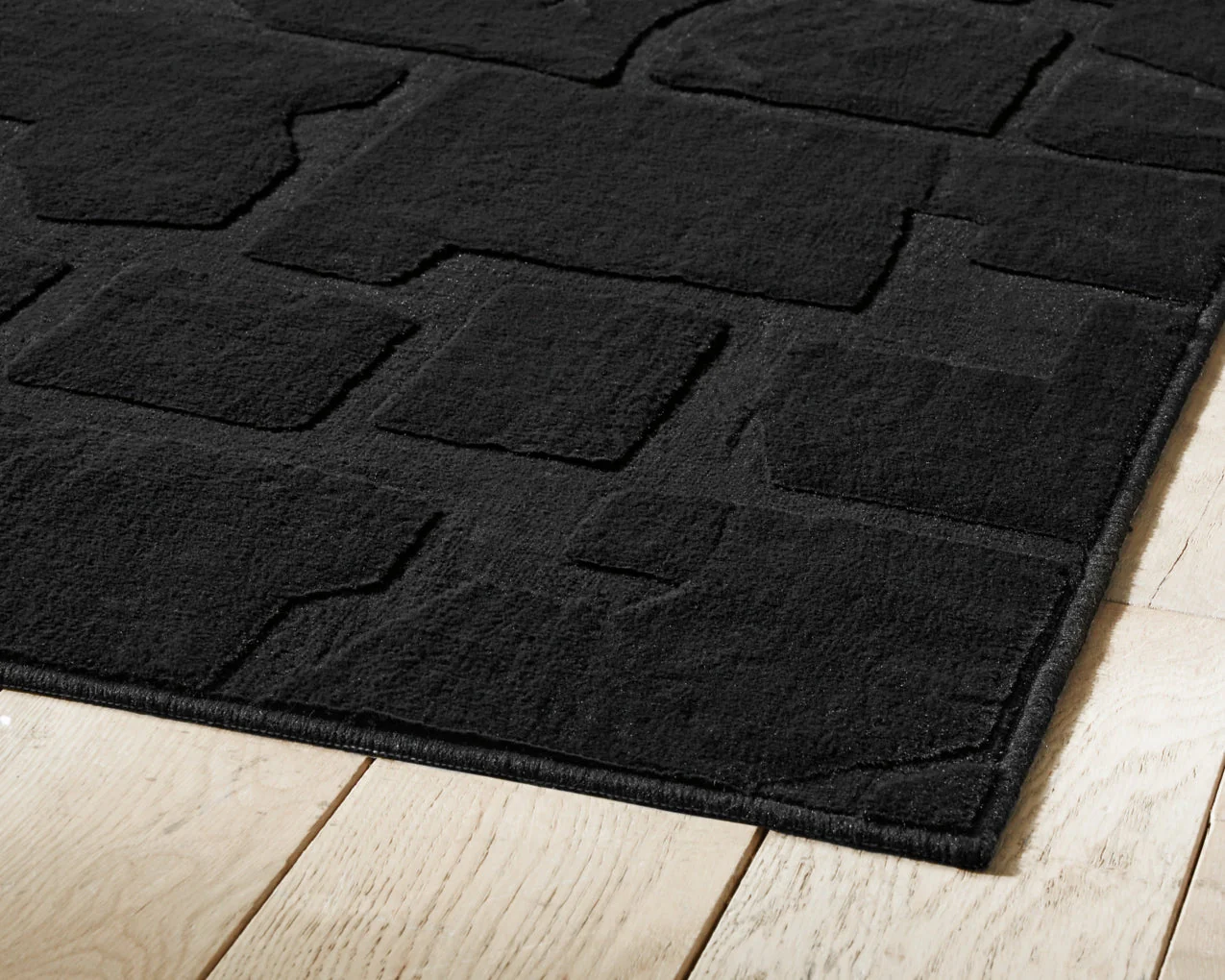 Gibbswell Washable Rug - Image 5