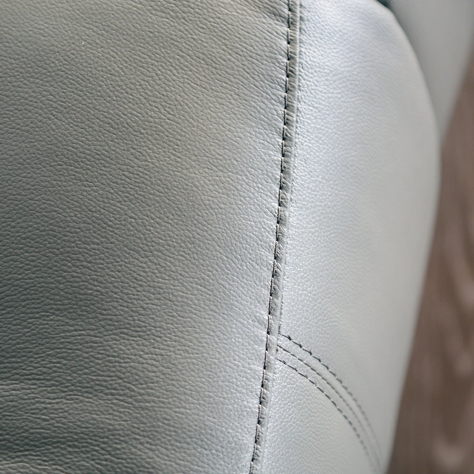 Glarus Dark Gray Leather Match Reclining Loveseat - Image 3