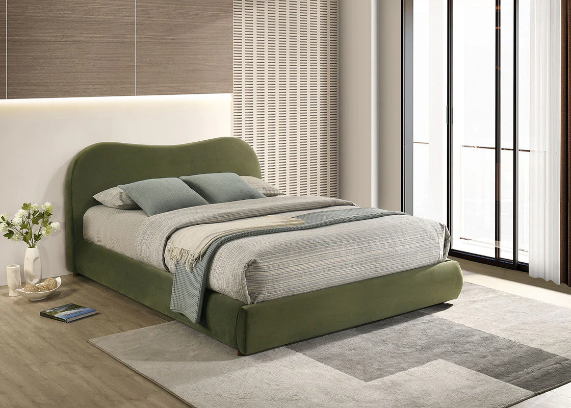 Grimsby Olive Green E.King Bed - Image 3