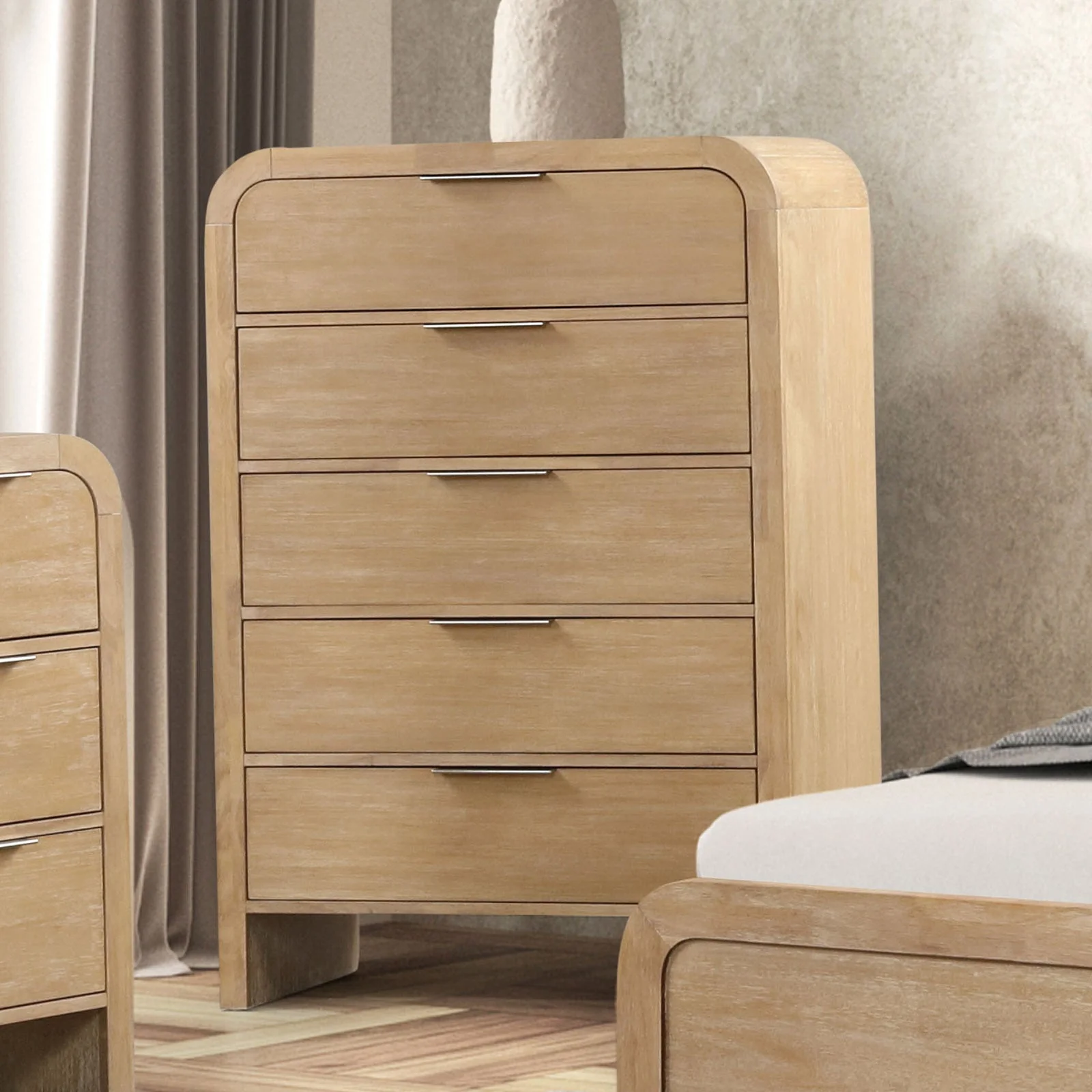 Handforth Natural Queen 5 Piece Bedroom Set w/Chest - Image 3