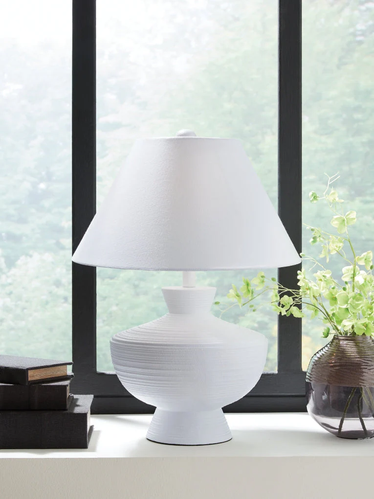 Harelwood Poly Table Lamp - Image 2