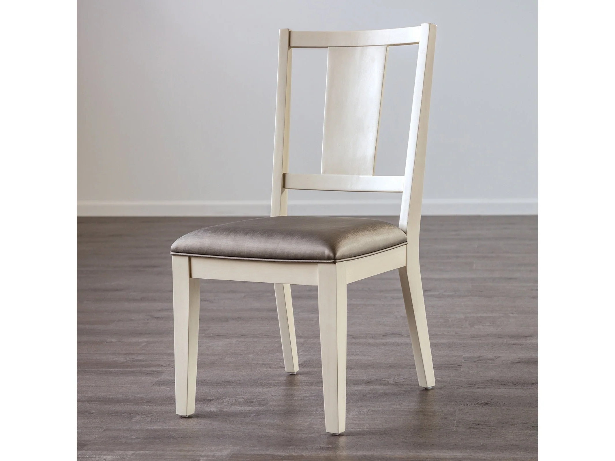 Hinwitz White Oak/Dark Gray Chair