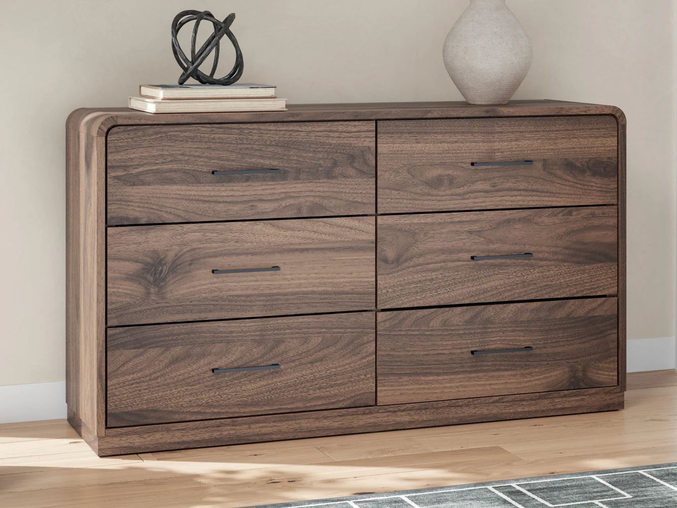 Hollinaze Dresser & Chest - Image 3
