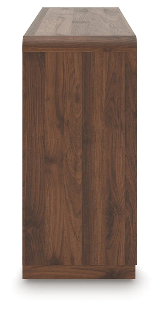 Hollinaze Dresser & Chest - Image 9