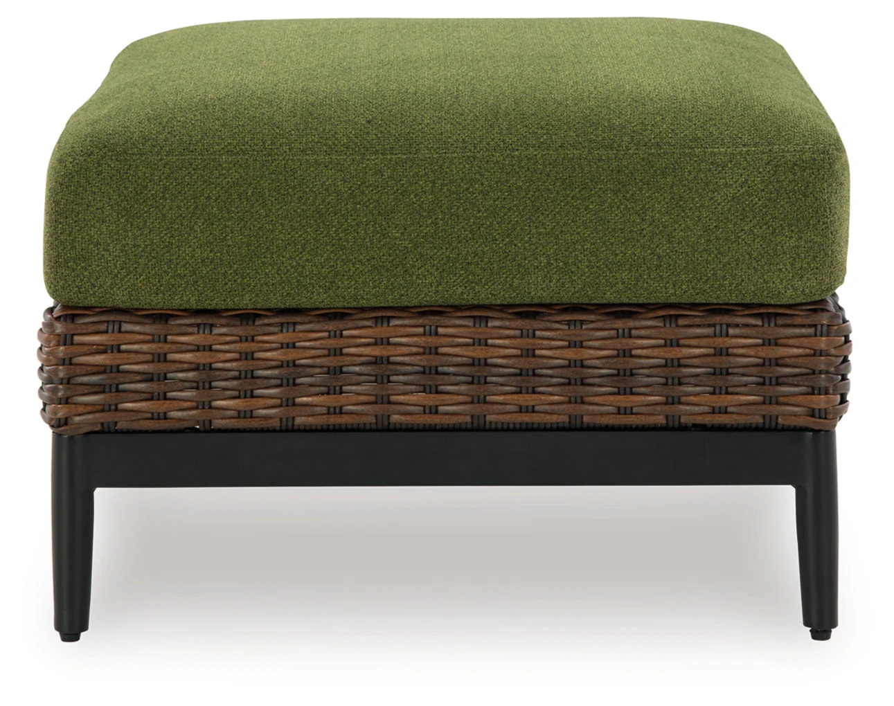 Horizon Hall Outdoor Seating - Image 10
