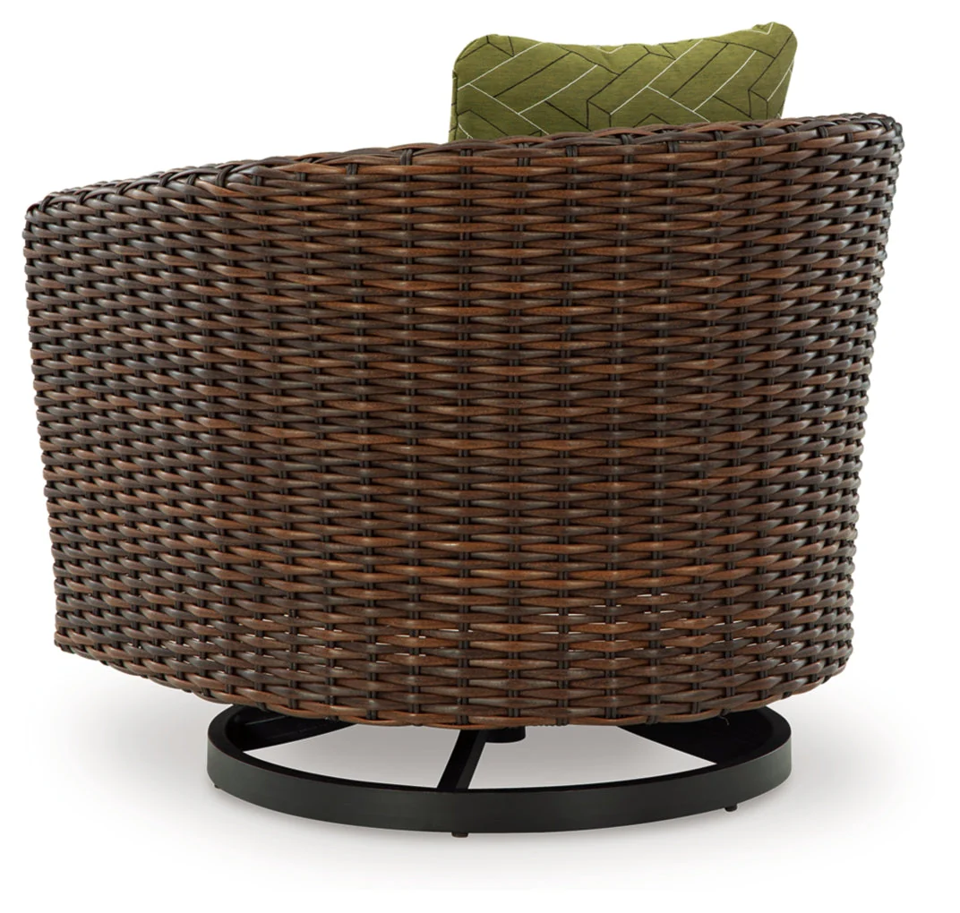 Horizon Hall Outdoor Seating - Image 24