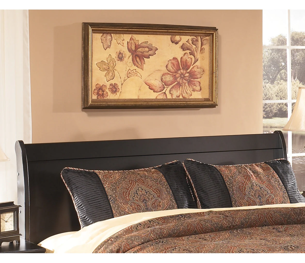 Huey Vineyard Sleigh Headboard - Image 5