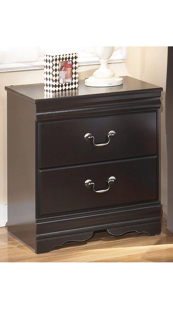 Huey Vineyard Two Drawer Night Stand - Image 2