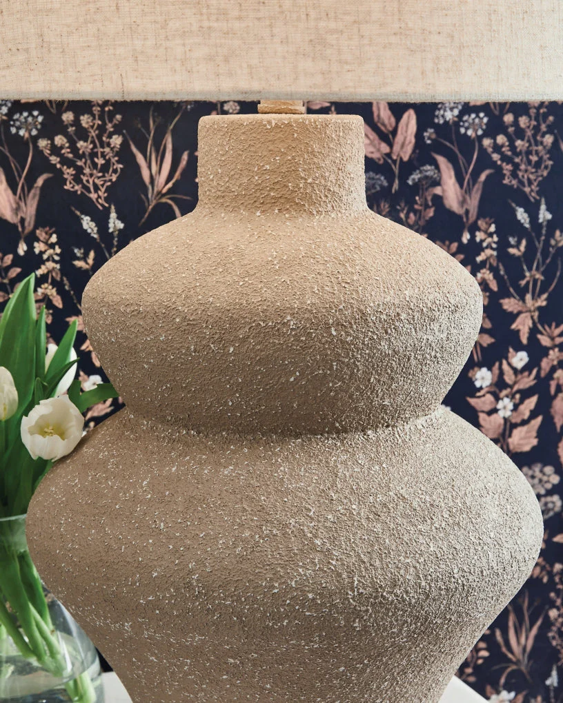 Jossleigh Metal Table Lamp - Image 3