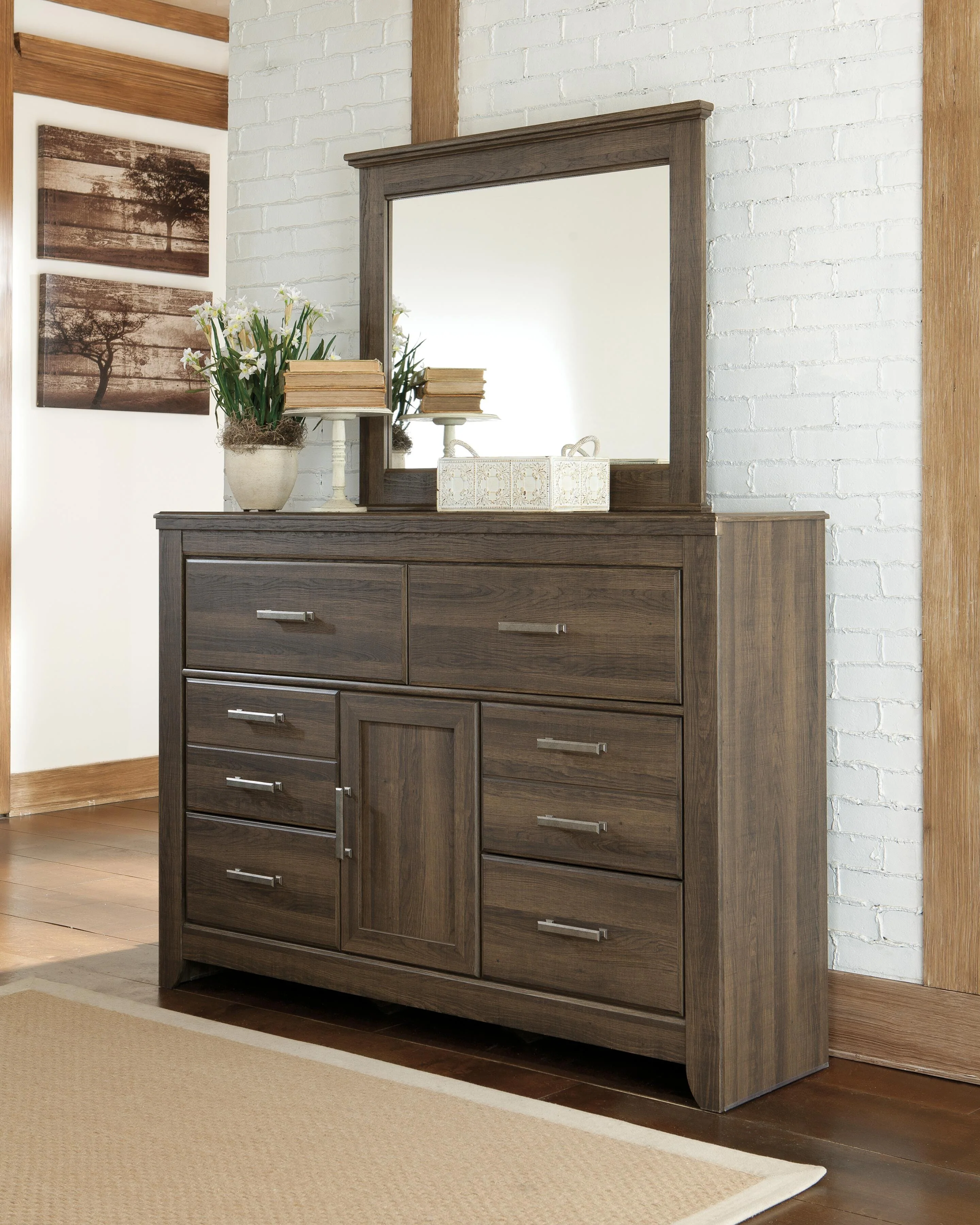 Juararo Poster Bed Bedroom Set - Image 19