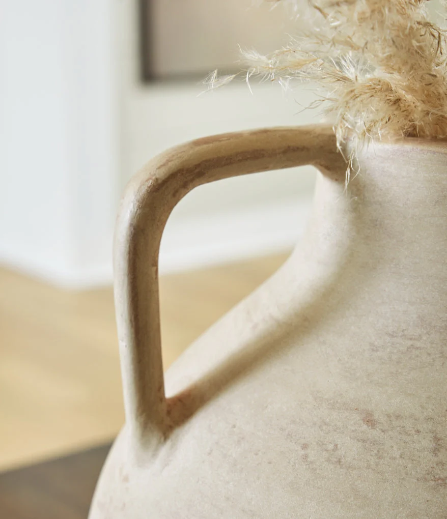 Justy Vase - Image 8