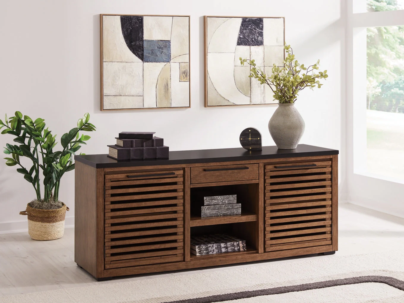 Kallari Credenza - Image 2