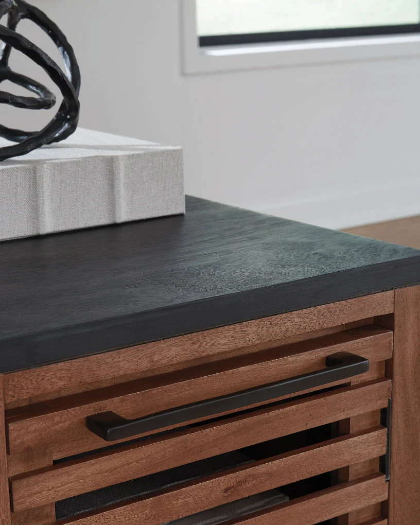 Kallari End Table - Image 12