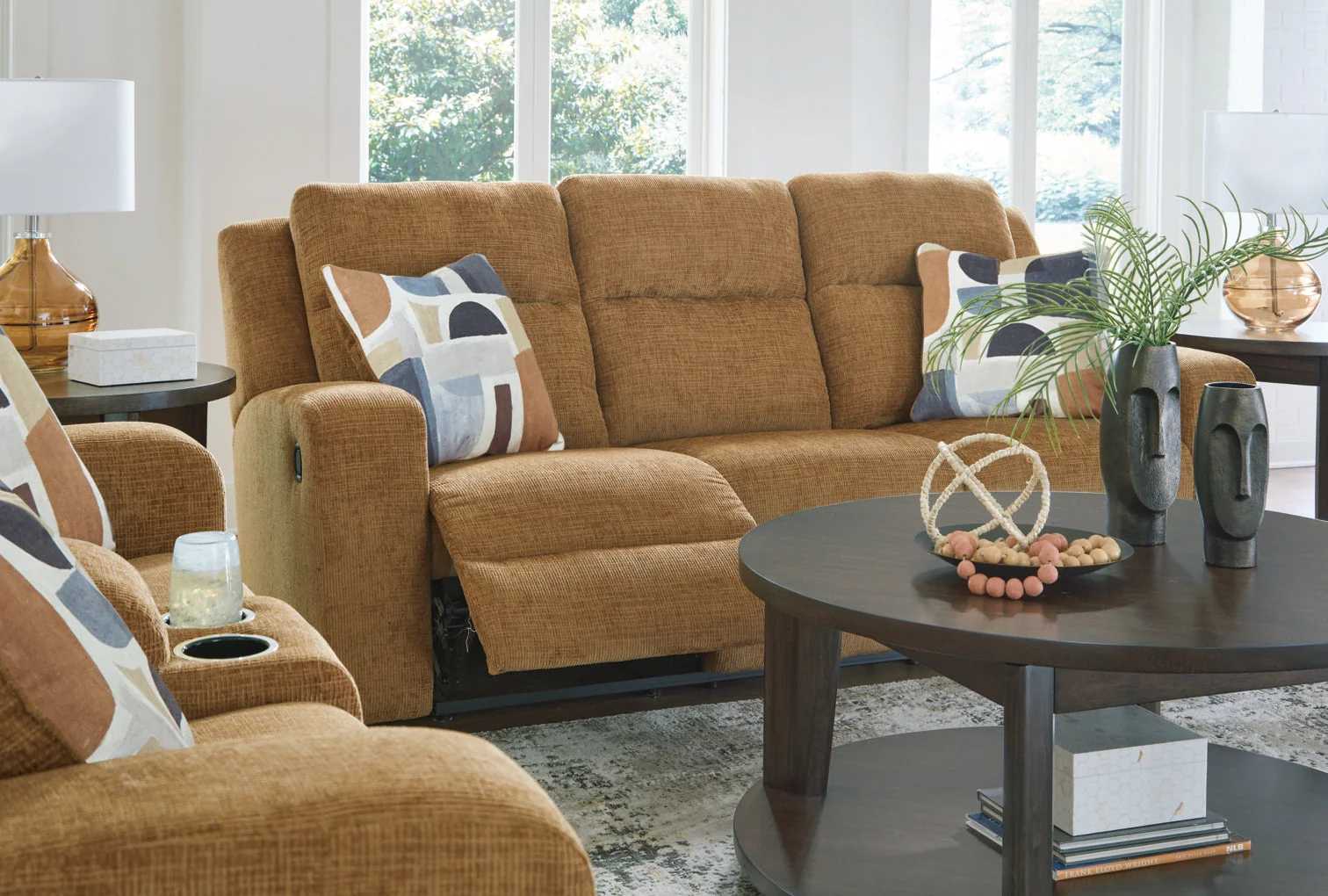 Kanlow Reclining Sofa - Image 7