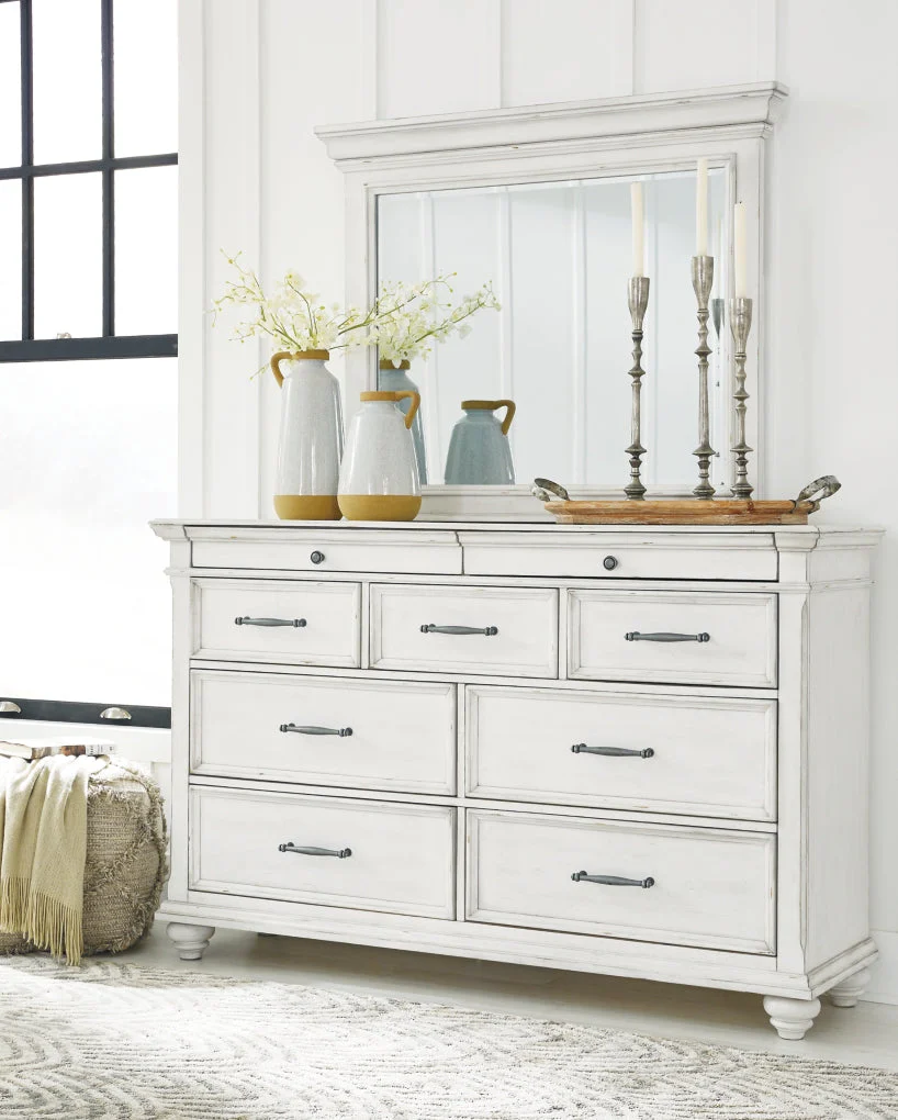 Kanwyn Dresser and Mirror - Image 2